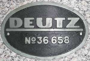 Deutz, 36658, 1942, von V20 006, Zinkguss, oval, glatt