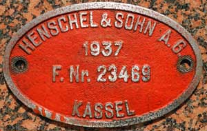 Fabrikschilder Henschel, Fabriknummer: 23469, Baujahr: 1937, Aluminiumguss mit Rand, von DRo 01-530, ex DRG 01-221