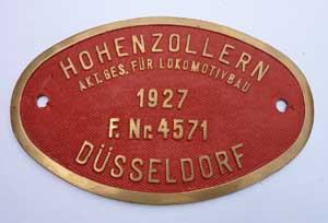 Fabrikschild Hohenzollern, Fabriknummer: 4571,  Baujahr: 1927. Messingguss oval, von DRG 80-019
