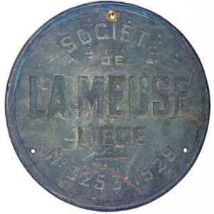 Fabrikschild Socit de la Meuse, Lige: Fabriknummer: 3253, Baujahr: 1929. Messingguss rund, glatt mit Rand. D= mm. Das Schild ist von ???