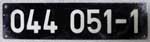 Deutschland (BRD), Lokschild der DB: 044 051-1, Siebdruck. Ein schnes Schild.