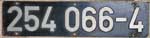 Deutschland (DDR), Lokschild der DRo: 254 066-4, Niet-Aluminium-Gro� (NAlG). Ein sehr sch�ner Satz mit E94 066.