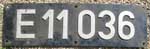 DRo, E11 036 und 211 036-9, beide Niet-Alu-Gro, mit Fabrikschild VEB