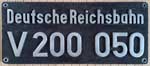 Deutschland (DDR), Lokschild der DRo: V200 050, Guss-Aluminium-Rund (GAlR).