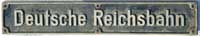 DRo, Deutsche Reichsbahn, Aluguss, Riffelgrund mit Rand von E-Lok der jungen Deutschen Reichsbahn-Ost
