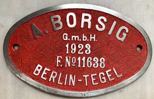 Fabrikschild A. BORSIG G.m.b.H., Berlin-Tegel: Fabriknummer: 11638, Baujahr: 1923. Eisenguss, oval, Riffelgrund mit Rand. BxH = 210 x 132 mm. Das Schild ist von der DRG 39 035.