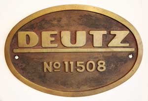 Fabrikschild Deutz 11508, Baujahr: 1934. Messingguss mit Rand, von Köf 4675, spätere 324-041-3, 300 x 200mm