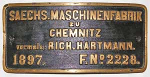 Fabrikschild Hartmann 2228, Baujahr: 1897. Messingguss mit Rand, von 89-211, ex-sächs.VT,  380 x 180mm