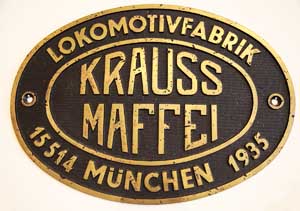 Fabrikschild Krauss Maffei, Fabriknummer: 15514, Baujahr: 1935, Messingguss oval, Riffelgrund mit Rand, 350 x 246 mm, von DB 322-646-1, ex DRG Köf 4809