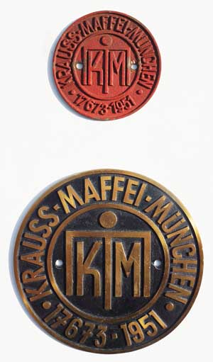 Fabrikschild Krauss-Maffei, Mnchen. Fabriknummer:17673, Baujahr: 1951, Messingguss rund, Riffelgrund mit Rand (GMsmR). Die Schilder sind von der DB 65 013.