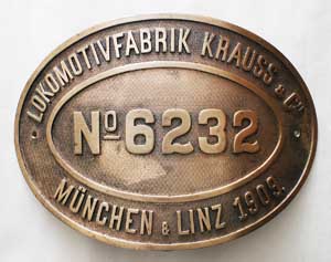 Fabrikschild Krauss Mnchen, Fabrik-Nr.6232, Baujahr 1909, Messingguss mit Rand, Domschild, von Bn2t, 900mm, Mueller&Kapsa, Pilsen