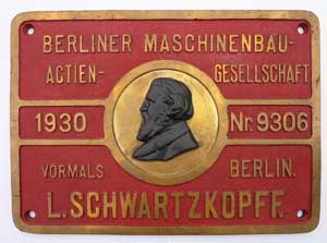 Fabrikschild BMAG Schwartzkopff, Fabriknummer: 9306, Baujahr: 1930, Messingguss mit Rand, von DRG_01-077