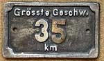 Deutschland (DDR), Geschwindigkeitsschild der DRo: 35 km, Aluminiumguss, Riffelgrund mit Rand. Schreibweise "ss" und "km".