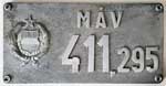 Ungarn, Lokschild der MÁV: 411,295, Aluminiumguss rechteckig, grober Riffelgrund ohne Rand (GAl).
