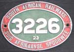 Südafrika, South African Railways (SAR), Baureihe 23, Lok 3226, Aluminiumguss oval, mit Rand. BxH = 530 x 365 mm, gebaut von Henschel, Baujahr: 1936.