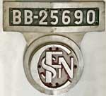 Frankreich (SNCF), Lokschild der SNCF: BB-25690, Aluminiumguss, Frontschild.