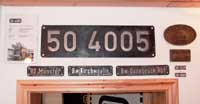 Schilderwand106 mit 50 4005 NAlR Franco-Crosti-Maschine der DB